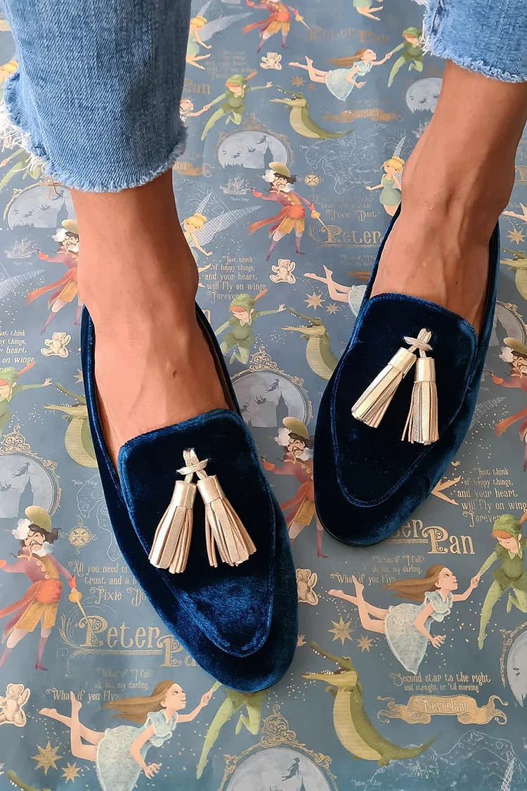 Hannah | Midnight Elegance Loafers with Champagne Tassels