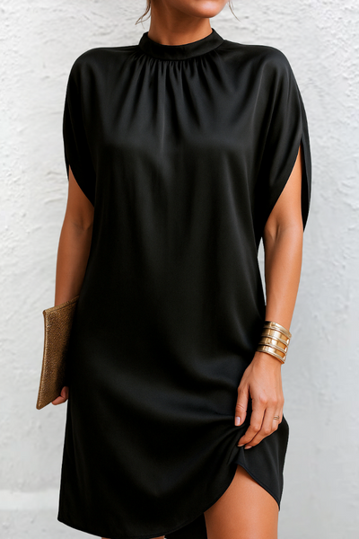 Klaudia | Elegancka, podkreślająca figurę sukienka