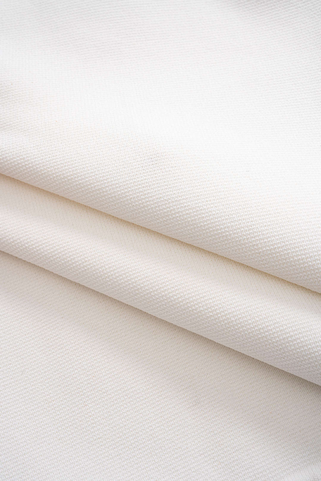 Kyriaki | Dzianinowa Metaliczna Sukienka z Guzikami bez Rękawów