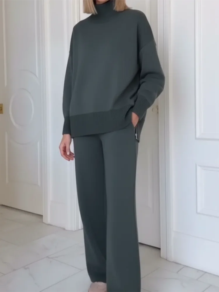 Two-Piece Set with High Neck and Zipper, Straight Pants