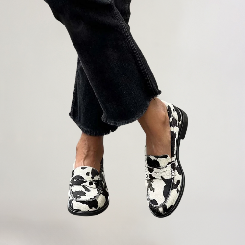Veerle | Cow-patern Loafers