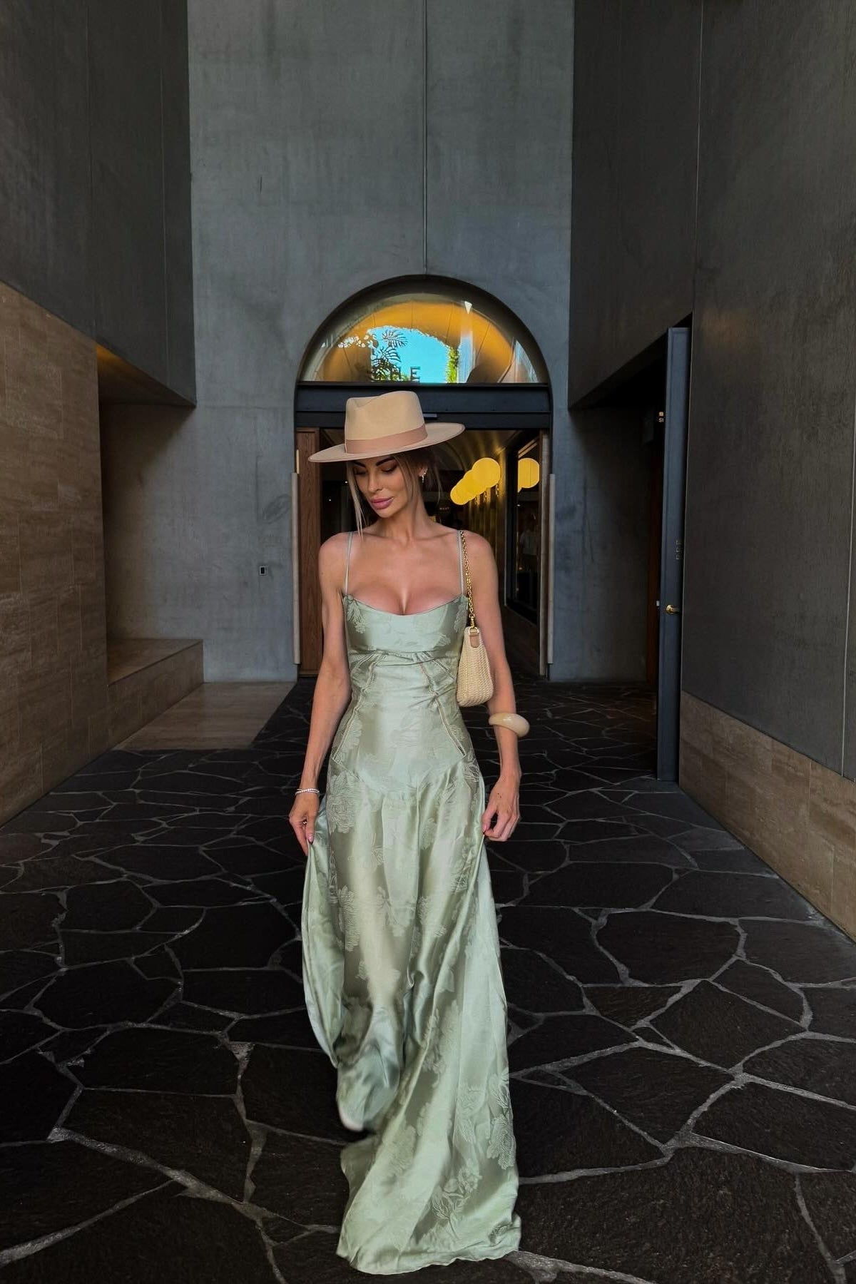 Nova | Sukienka Maxi Pistacjowa