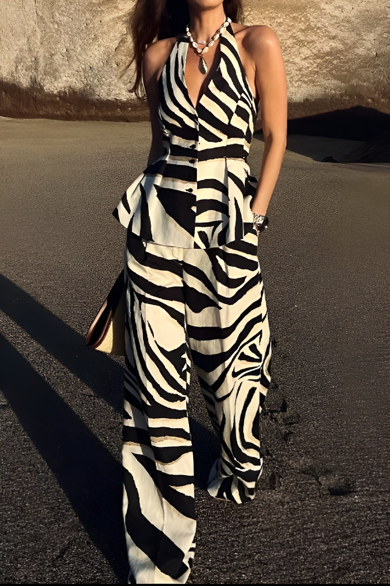 Elindra | Kontrastowy wzór w paski, bez pleców, z guzikiem, na szyję