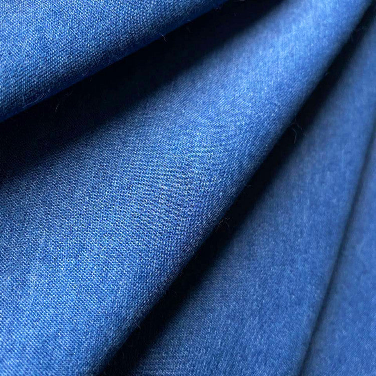 Ilse | Letnia sukienka z dekoltem w serek z denimu