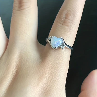 Estelle - Pierścionek z kamieniem księżycowym