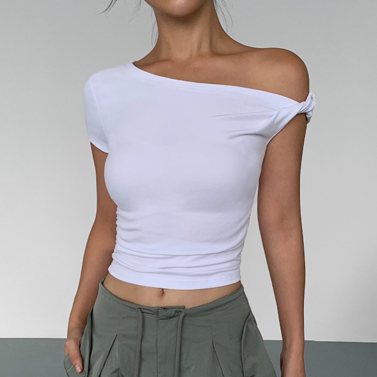 Sophia | Asymetryczny top na jedno ramię