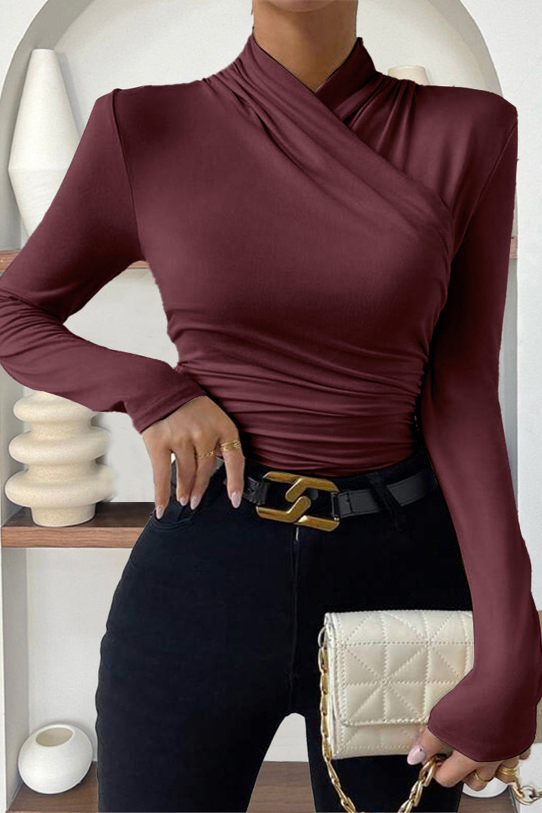 Penelope | T-shirt z plisowanym dekoltem