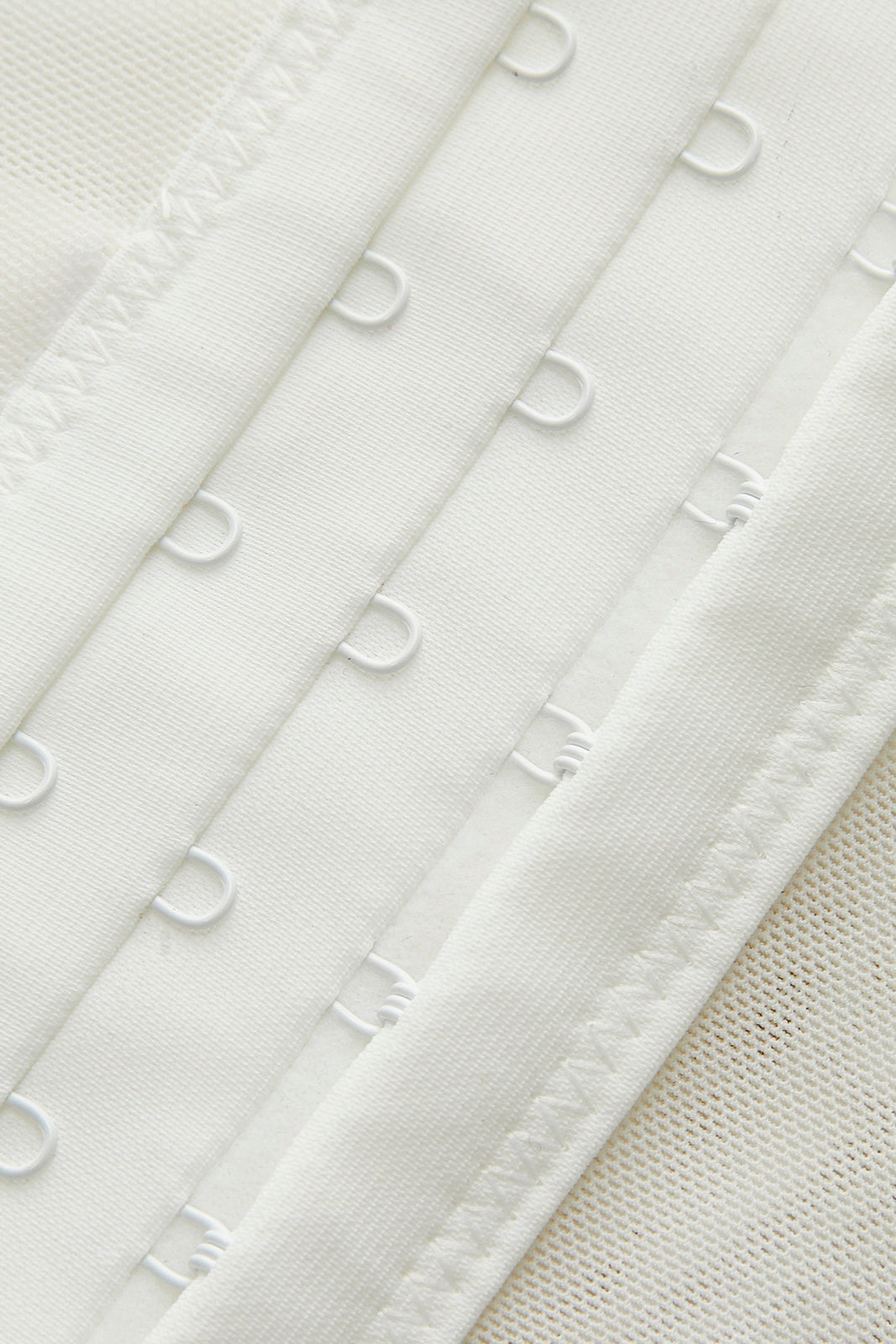 Cevana | Kwiatowy półprzezroczysty top koronkowy