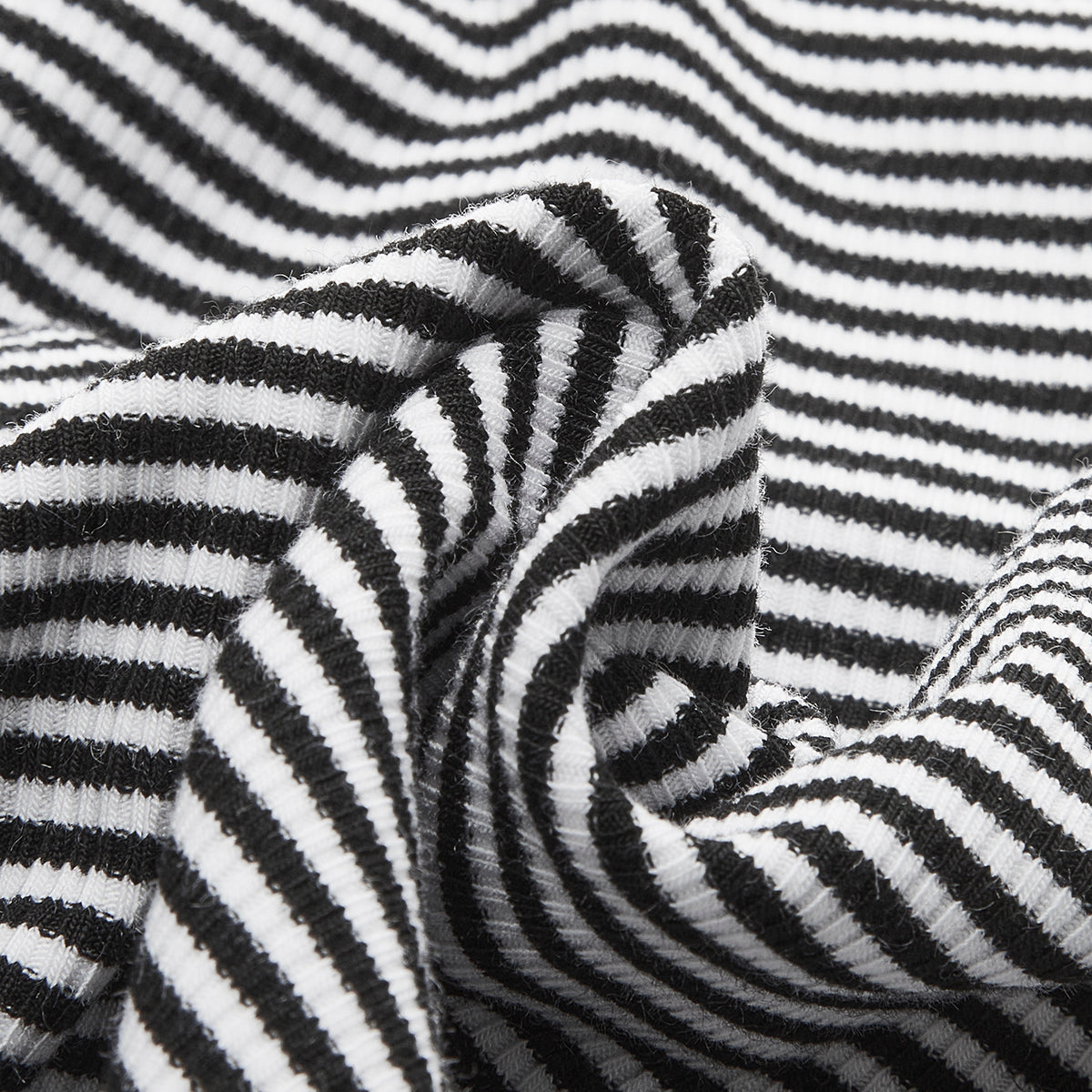 Soreya | Paski Top na Ramiączkach z Dekoltem Okrągłym