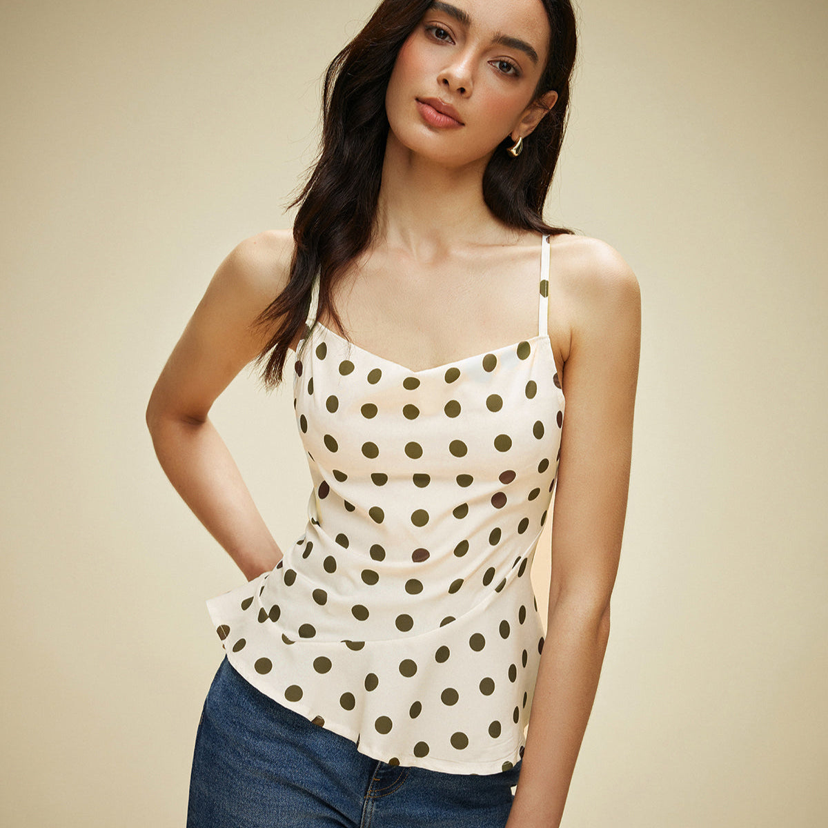 Jalyssa | Top w groszki z wiązaniem na plecach