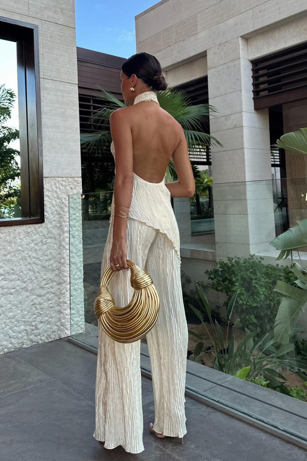 Renata | Asymetryczny Top na Halter z Szerokimi Spodniami