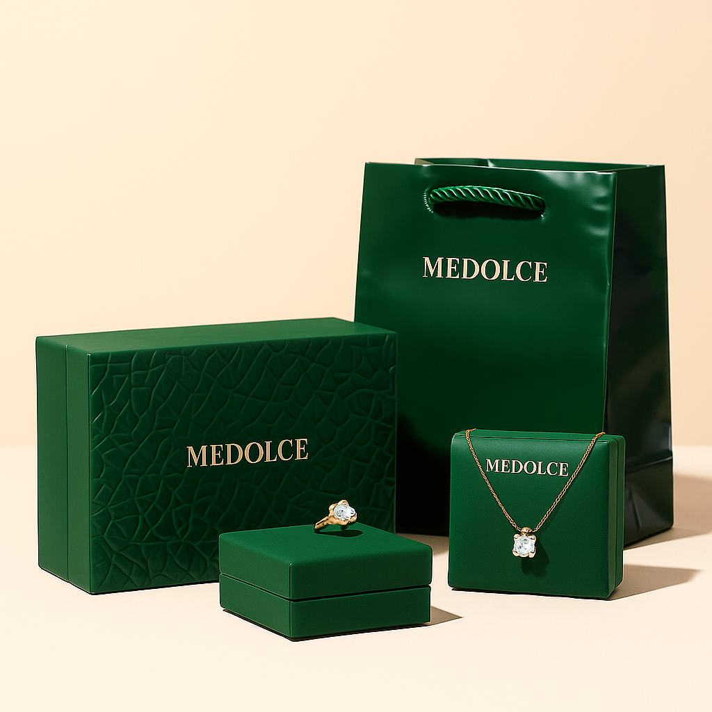 Emerald beauty 18K pierścionek z kryształami