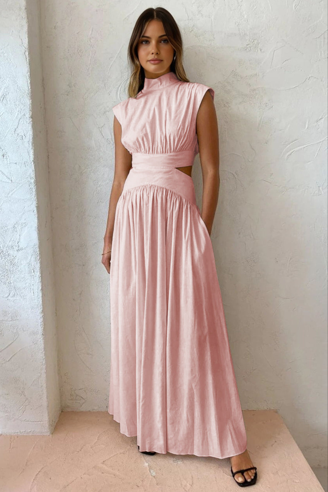 Matilde | Sukienka Maxi z Wycięciem i Stójką