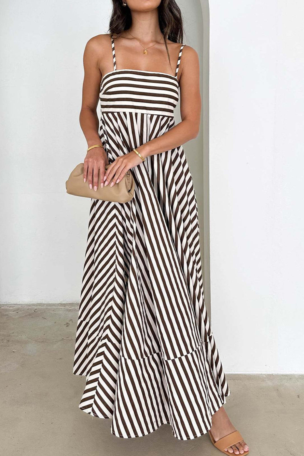 Leyla | Sukienka Maxi z Paskami i Plisami