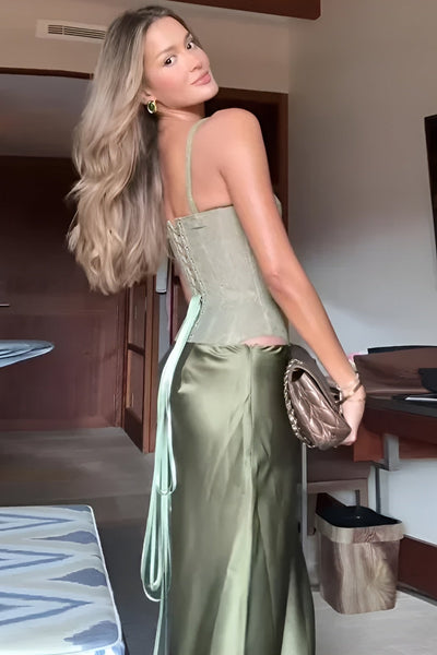 Rina | Elegancka Sukienka z Połyskiem