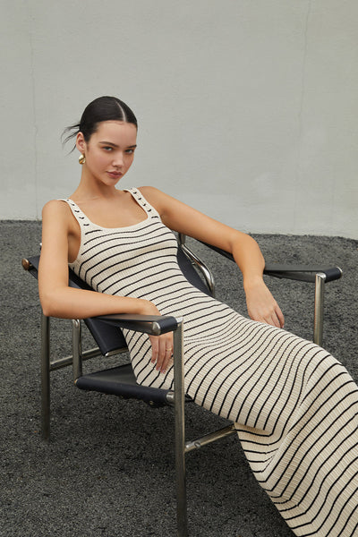 Triana | Strój Maxi z Dzianiny w Stylu Starego Pieniądza w Paski