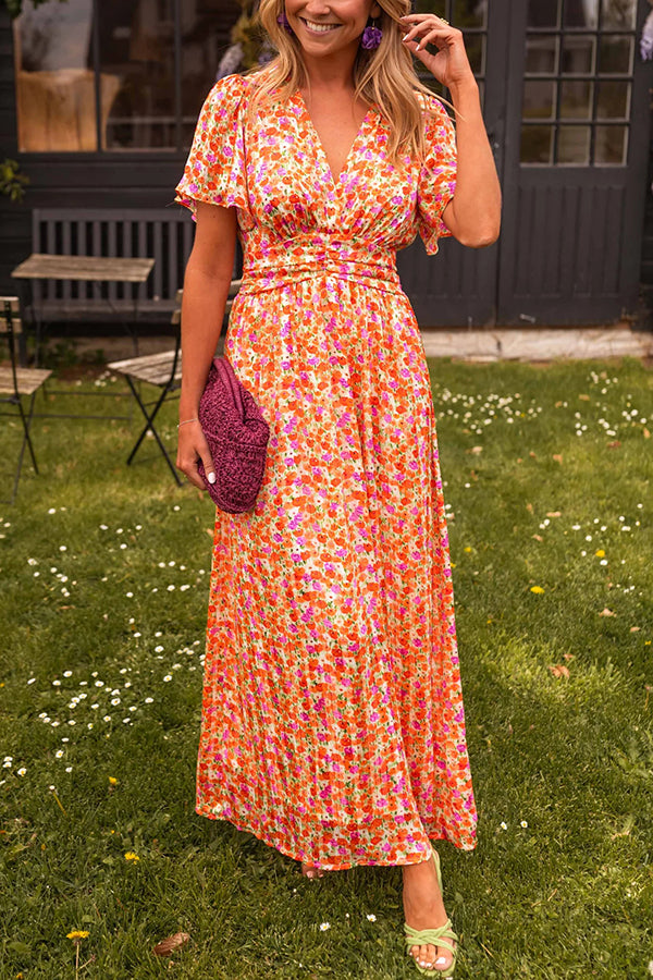 Alira | Sukienka maxi z kwiatowym nadrukiem, dekolt w serek, krótki rękaw