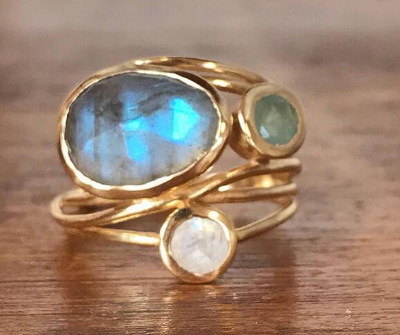 Vintage Inset Blue Moonstone Ring