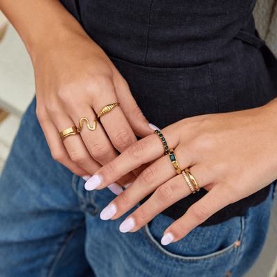 Emerald beauty 18K pierścionek z kryształami