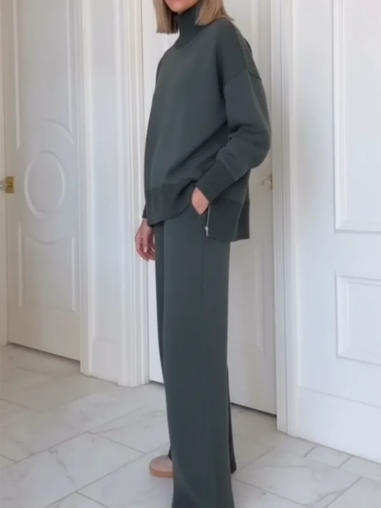 Two-Piece Set with High Neck and Zipper, Straight Pants
