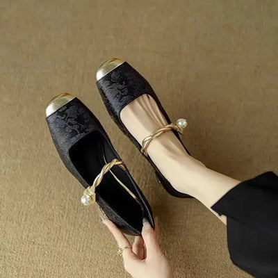 Melisa | Stylowe sandały z haftem i regulacją